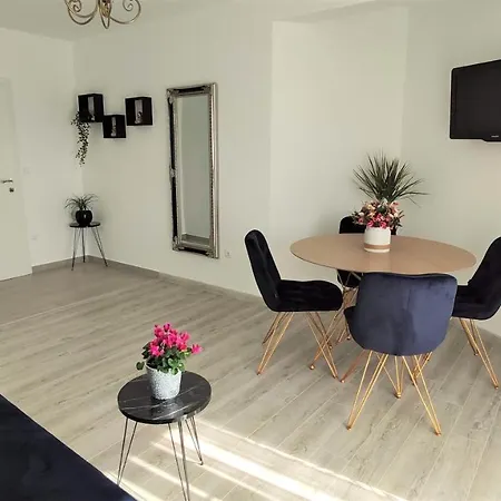 Apartment Pape Krvavica