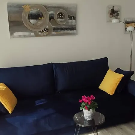 Pape Apartment Krvavica