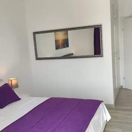 Pape Apartment