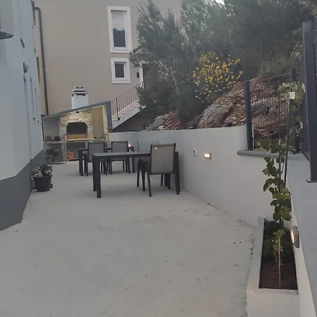 Apartment Pape *